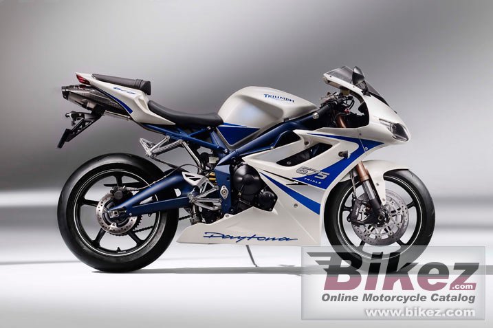 Big Triumph daytona 675 se picture and wallpaper from Bikez.com